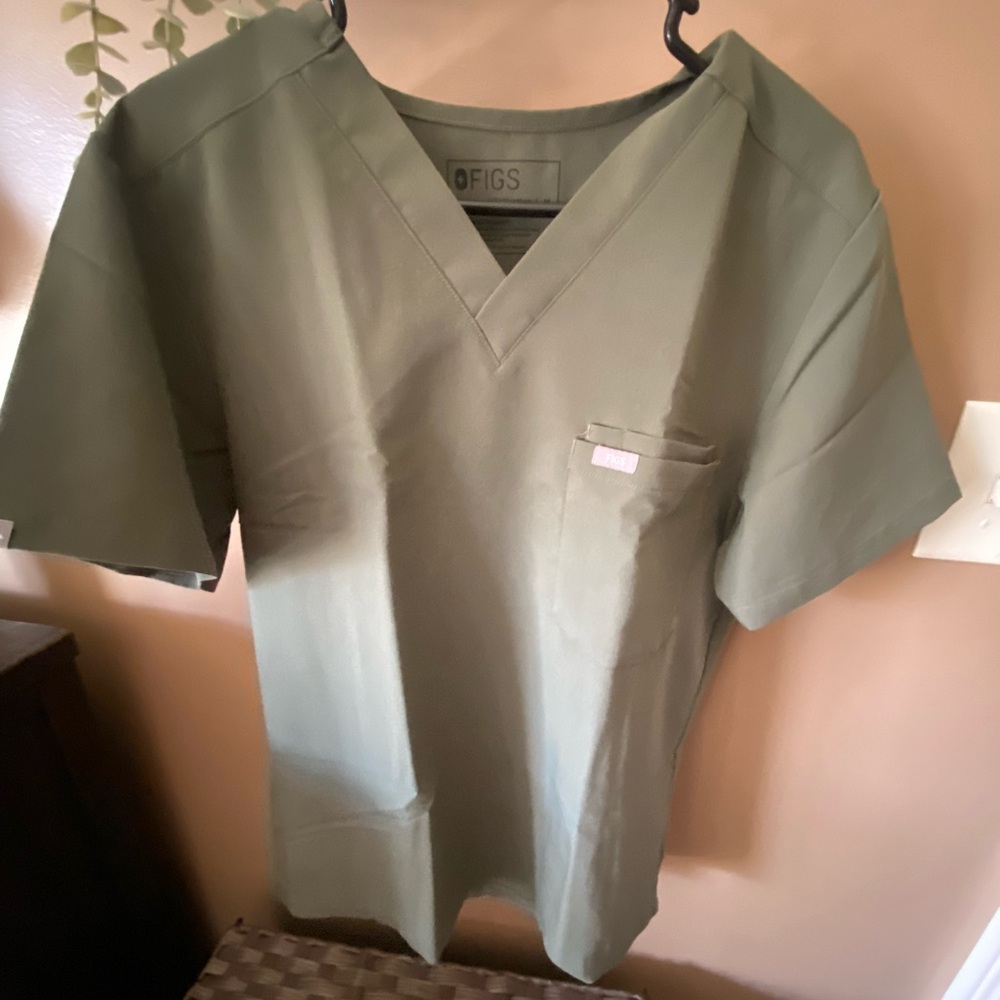 Figs army green scrubs size medium